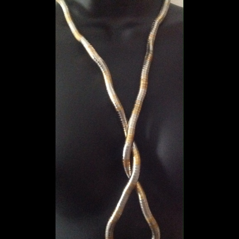 NWOT Flex Snake Necklace 2 Tone 32" Long